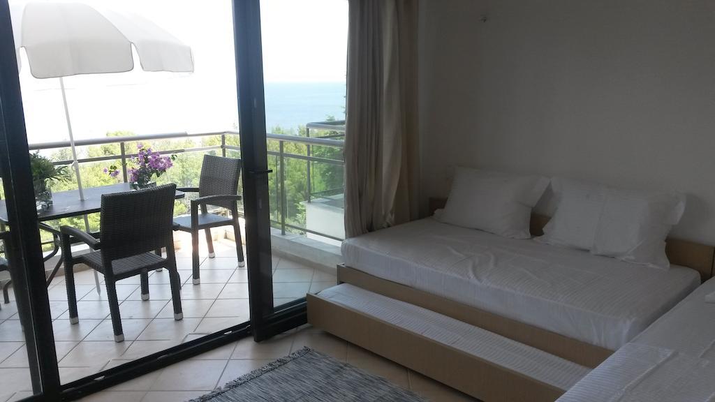 Néa Fókaia Paressa Villas חדר תמונה